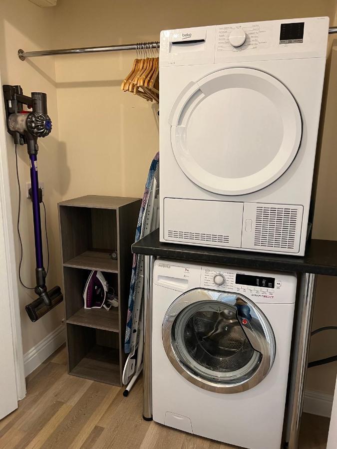 Glastonbury High Street Sanctuary- 2 Bd, Sleeps 4 Екстериор снимка