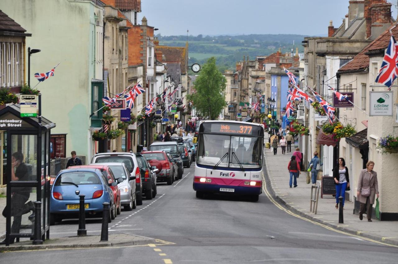 Glastonbury High Street Sanctuary- 2 Bd, Sleeps 4 Екстериор снимка