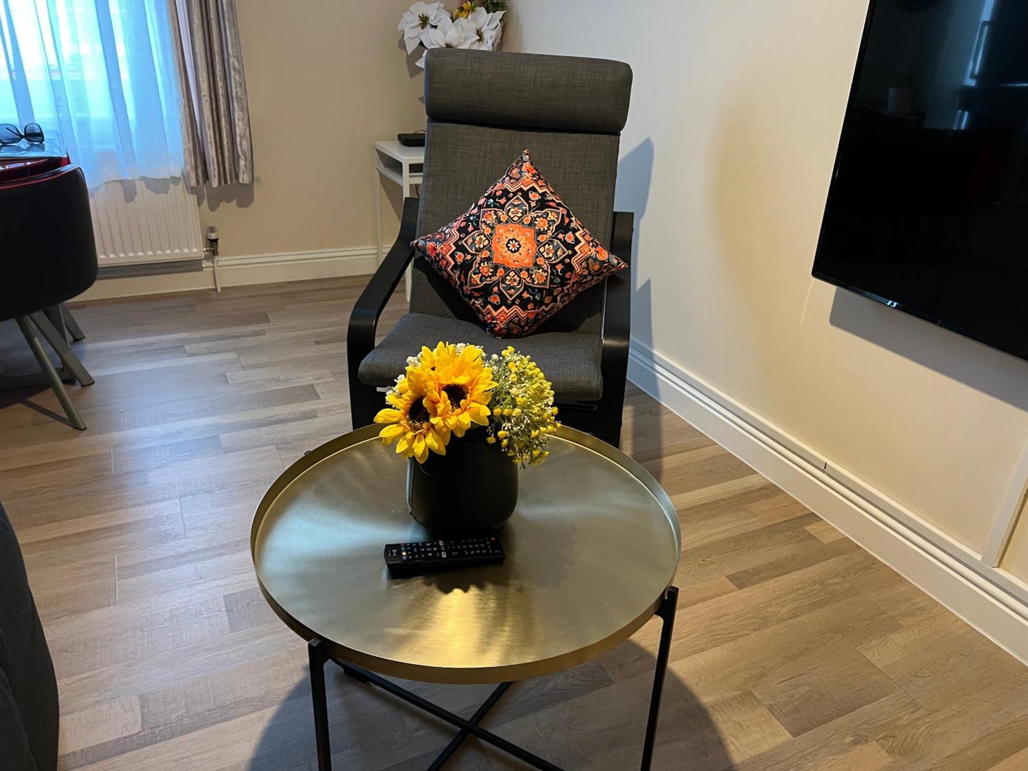 Glastonbury High Street Sanctuary- 2 Bd, Sleeps 4 Екстериор снимка