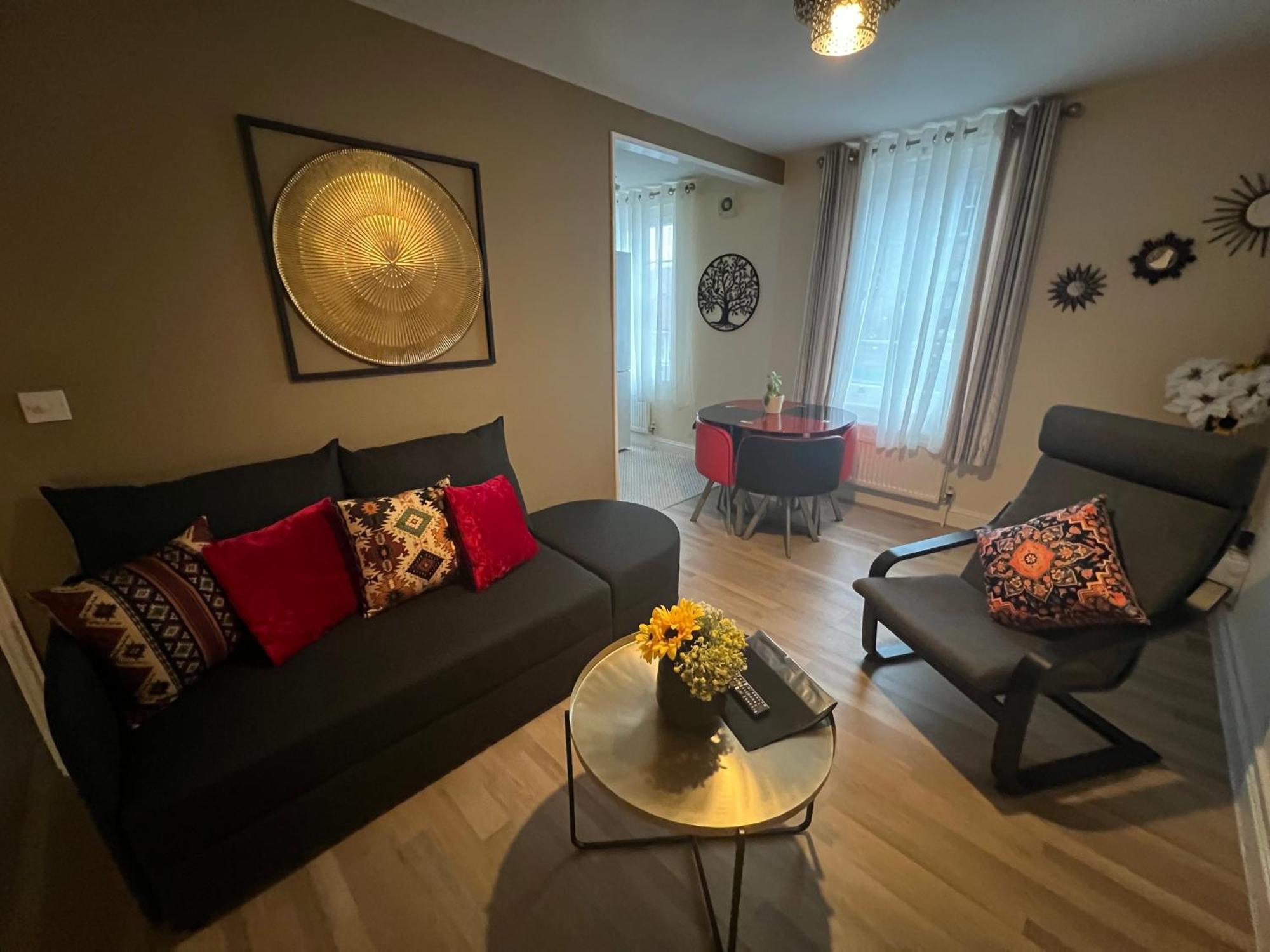Glastonbury High Street Sanctuary- 2 Bd, Sleeps 4 Екстериор снимка
